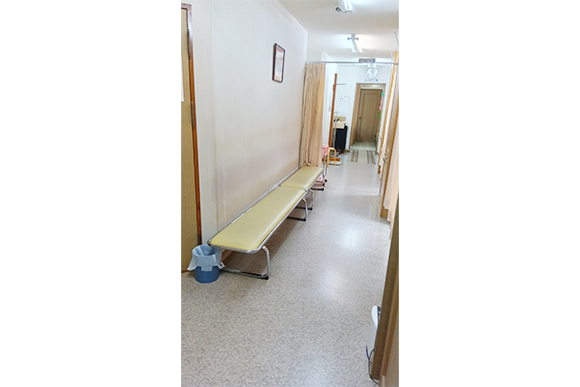 医療法人 中川医院中待合